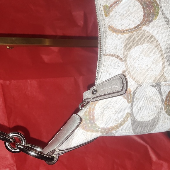 Coach Shimmery Signature Shoulder Bag Nwt - Picture 13 of 15